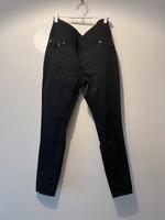 ASOS Jeans Umstandsmode Schwangerschaft Hose Größe 40/32 Brandenburg - Potsdam Vorschau