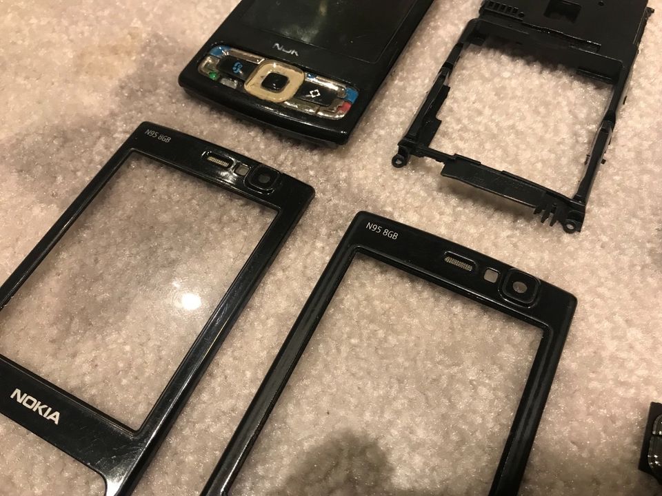 Original Nokia N95 8GB Ersatzteile Cover Front LCD Slider in Chemnitz