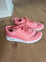 Nike Air Max Thea Sportschuhe Gr. 37,5 Coral Nordrhein-Westfalen - Dinslaken Vorschau