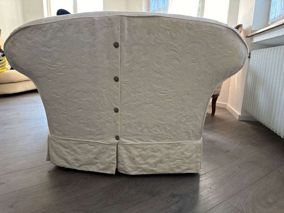 Sofa und Sessel creme-weiß in Düren