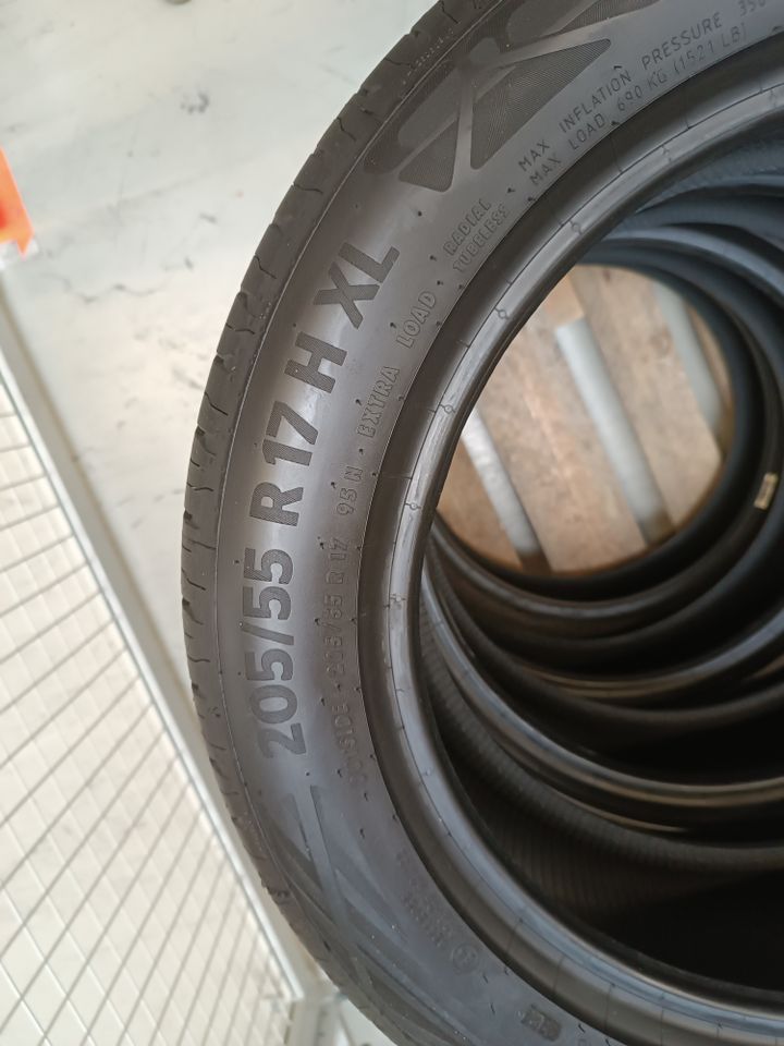 Sommerreifen 205/55 R17 95H XL Continental Eco Contact 6 in Ahrensburg