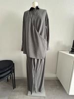 2 teiliges Set Hose Bluse Köln - Porz Vorschau