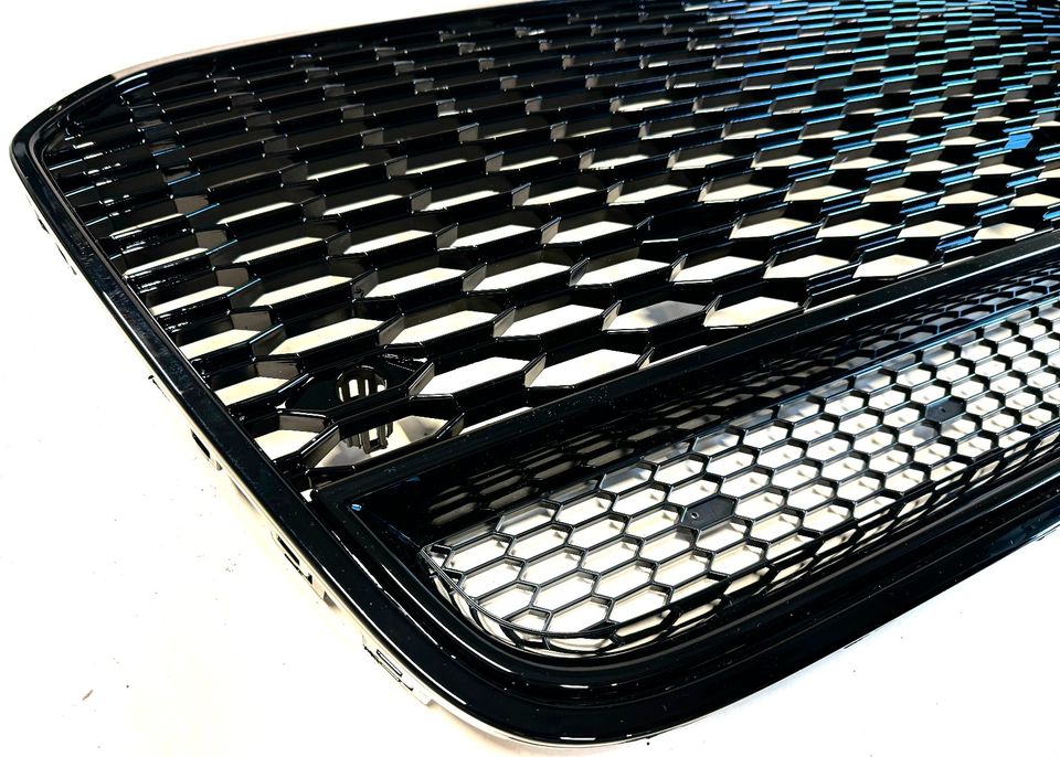 Audi RS6 A6 S6 Vorfacelift Kühlergrill Grill RS Optik in Auggen