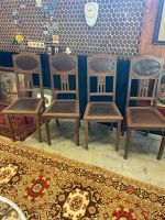 4 Stühle Antik Eiche mit Lederbezug Holz 40 Euro Niedersachsen - Wiesmoor Vorschau
