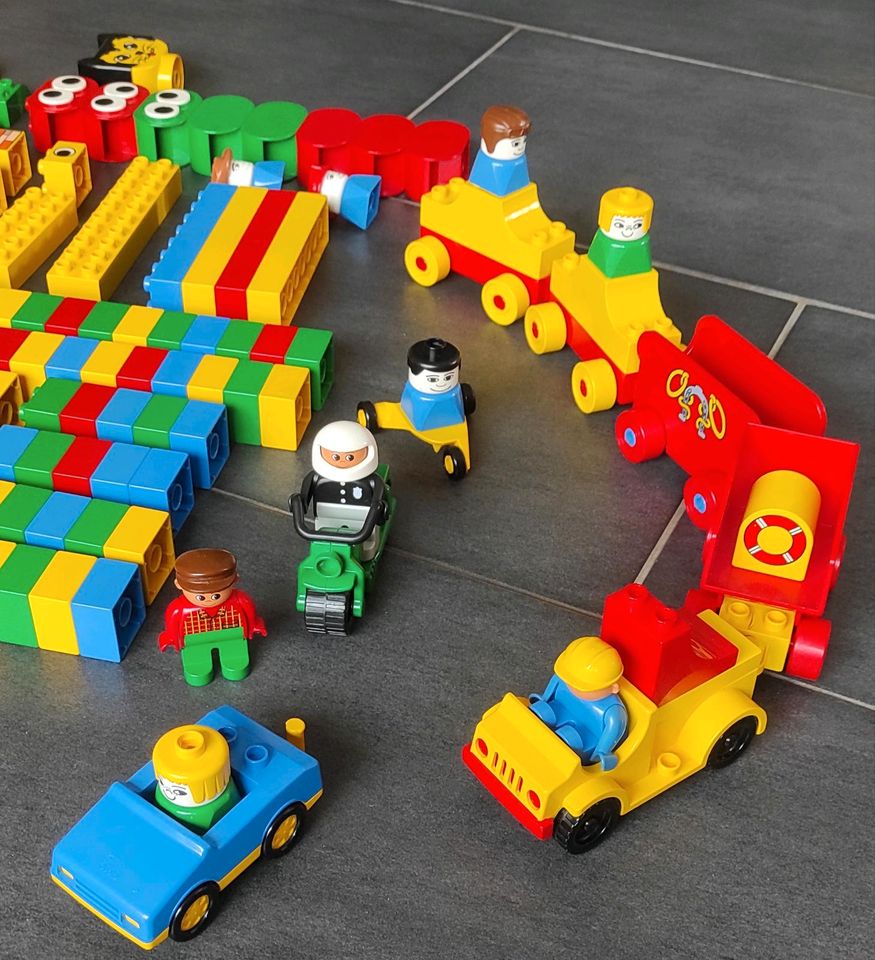 LEGO DUPLO, gebraucht! 190 Teile ! in Nidda