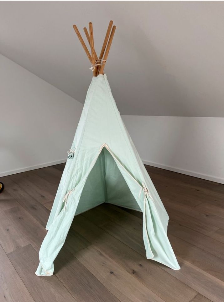 Tolles, hochwertiges Kinder-Tipi in Hamburg