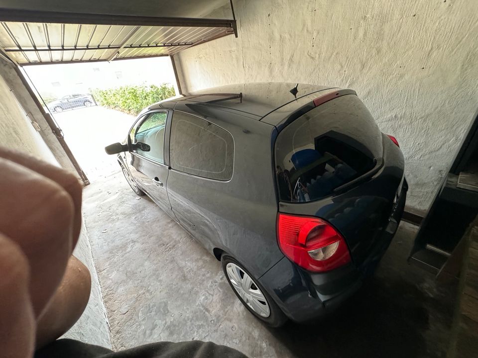 Renault clio 3 mit tüv in Marl