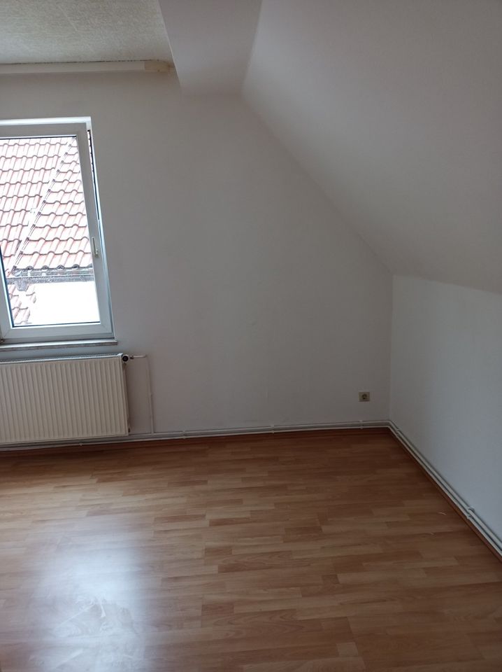 3 Zimmer Dachwohnung Kaltmiete in Albstadt