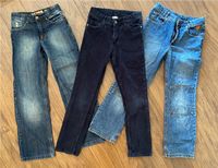 Paket aus 3 Hosen Jeans und Cord Gr. 140 Niedersachsen - Hohnstorf (Elbe) Vorschau