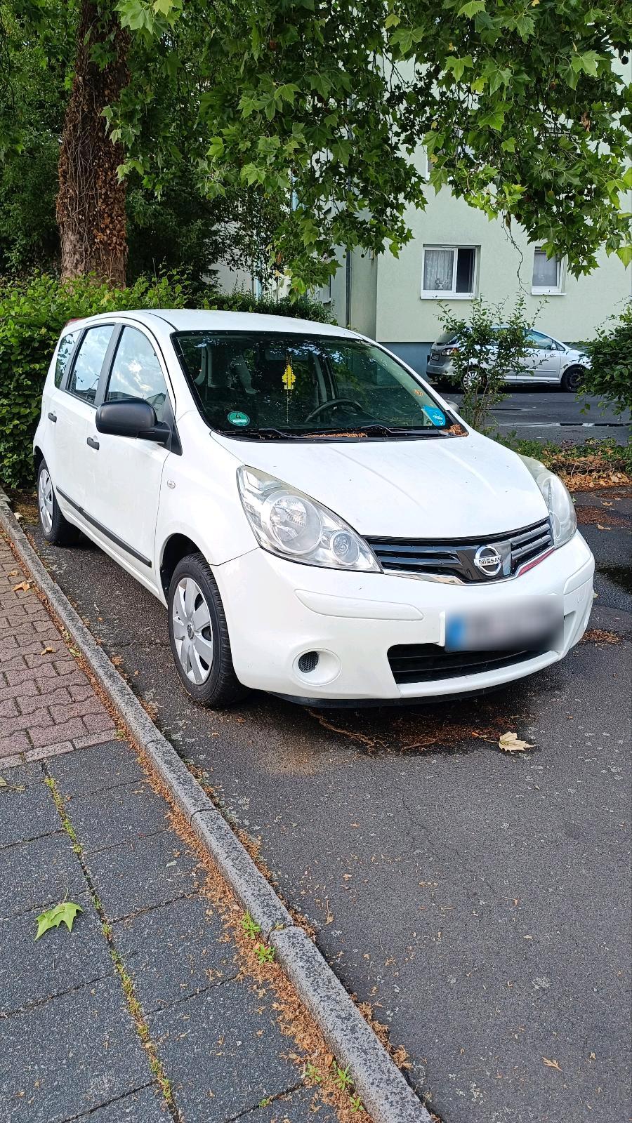 Abbildung des Autos Nissan Note BJ 2010 aus …