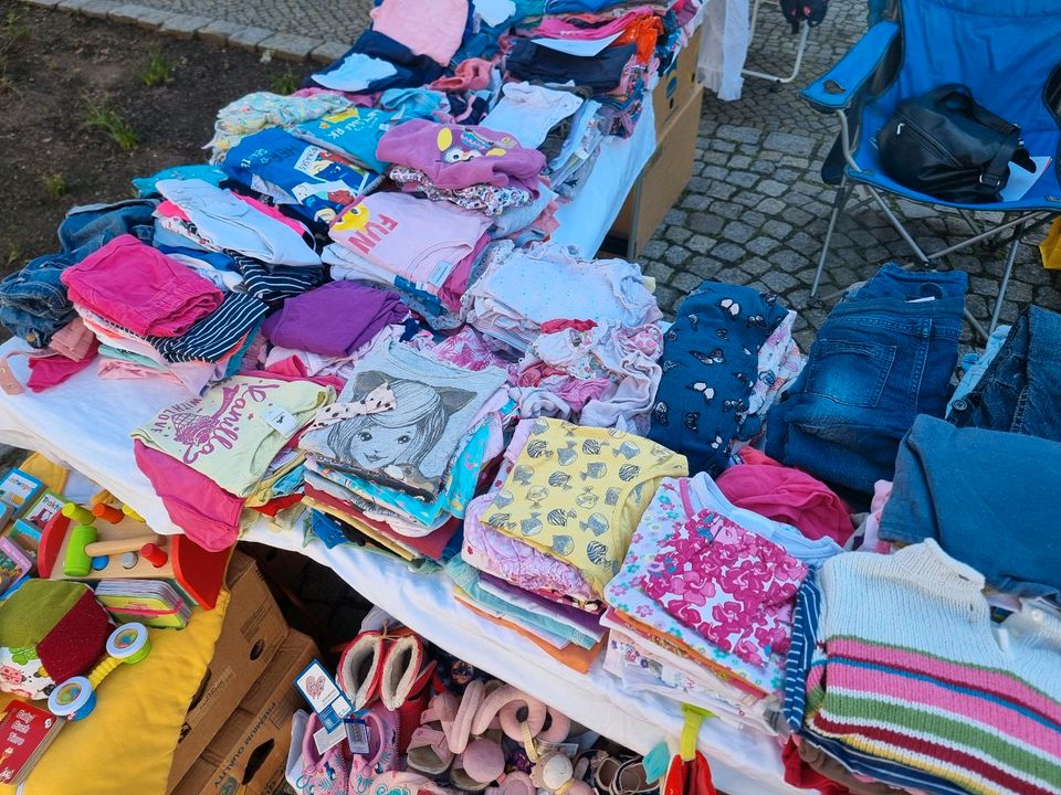 Kinderkleidung 74 bis 104 Bekleidung Schuhe in Bischofswerda