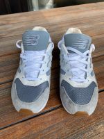 Sehr schöne New Balance Sneakers grau weiß 41,5 wie neu! Rheinland-Pfalz - Fischbach (Kreis Kaiserslautern) Vorschau