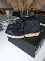 EMPORIO ARMANI Stiefel Wildleder Herren  Stiefeletten Gr. 44 NEU Nordrhein-Westfalen - Winterberg Vorschau