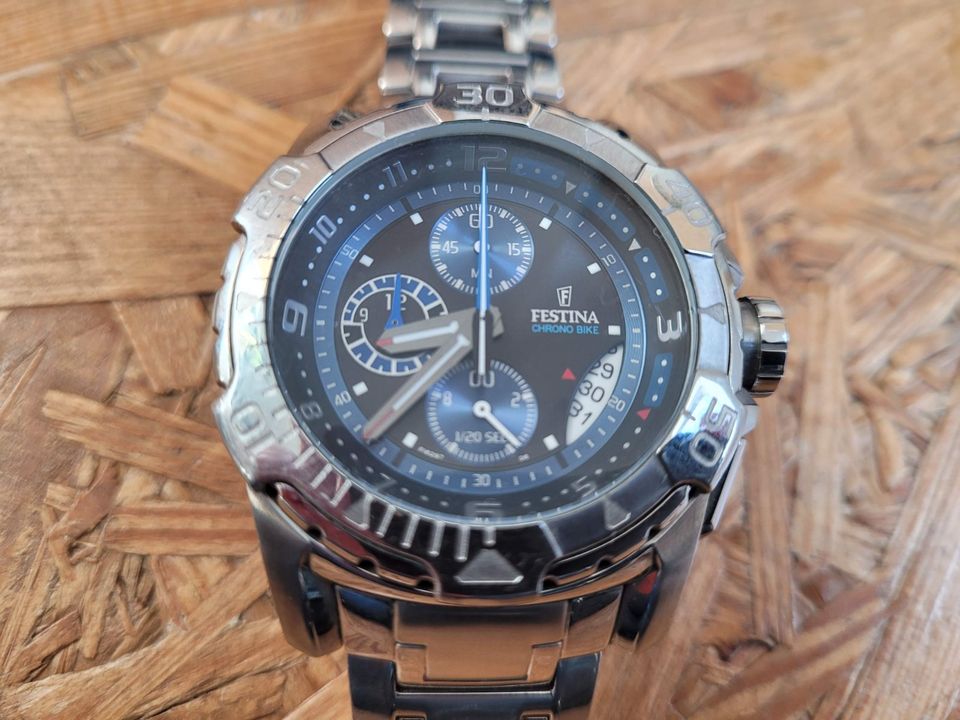 FESTINA Herren Chronograph, Model F16297, OVP in Oberhausen