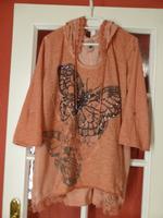 Tredy Kapuzenshirt mit Schmetterling Gr 46, orange, neuwertig Hessen - Butzbach Vorschau