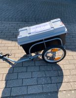Fahrradanhänger mit fester Kunststoffdeckelbox Schleswig-Holstein - Husby Vorschau