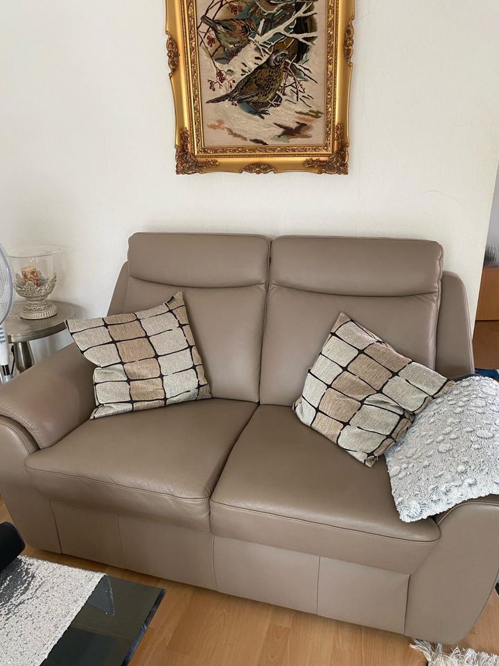 2x Ledersofas Creme in Laatzen