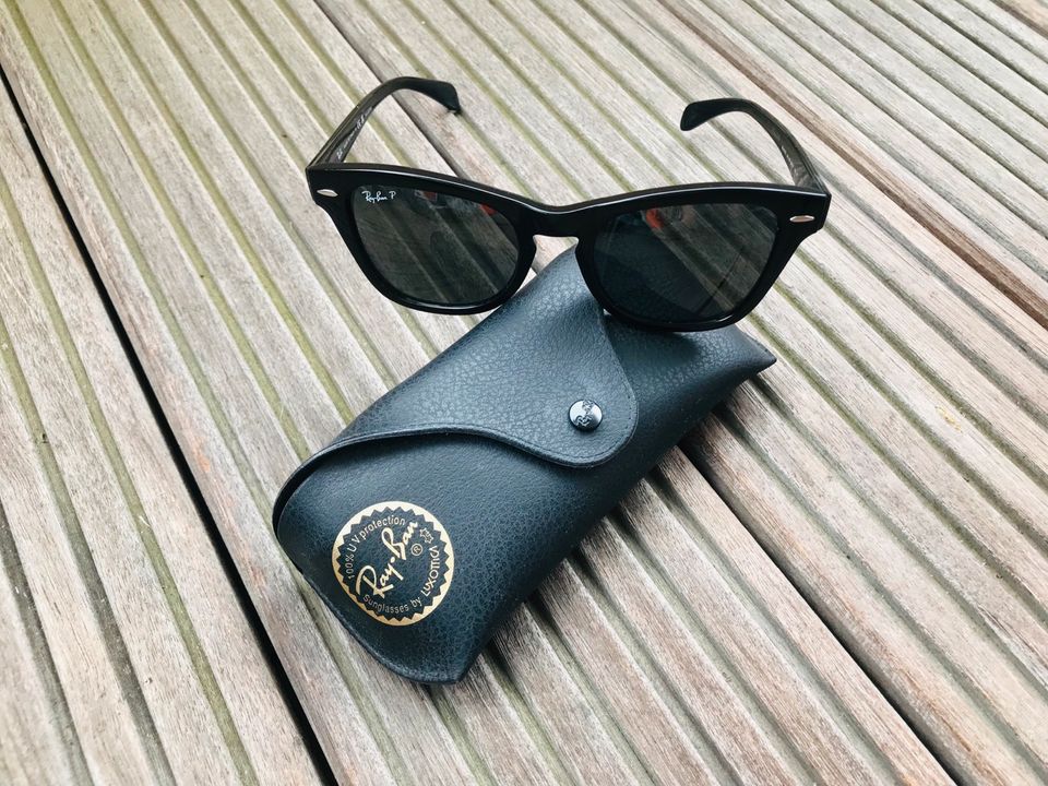 Ray Ban Sonnenbrille Polar Black polarisiert NEU! in Köln