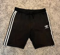 Adidas Shorts schwarz Größe 158 Rheinland-Pfalz - Wörrstadt Vorschau