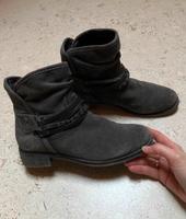 Marco Tozzi Stiefeletten Boots Gr. 38 grau Übergang Stiefel TOP Bayern - Ottenhofen Vorschau