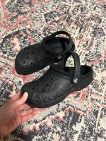 Crocs Flip-Flops Hausschuhe schwarz Sandalen original Elberfeld - Elberfeld-West Vorschau