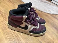 Nike Schuhe Gr. 40.5 Niedersachsen - Westoverledingen Vorschau