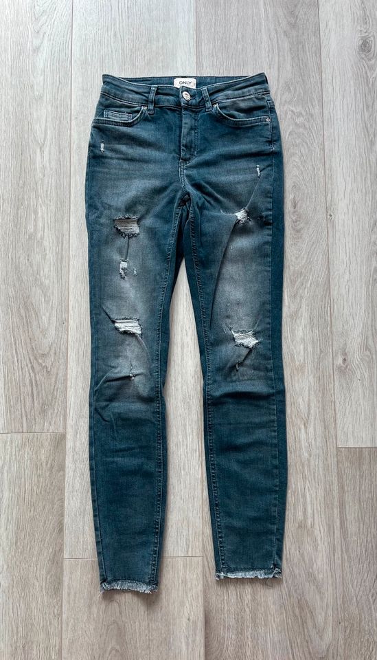 Jeans ONLY Größe S (34/36) (164/176) Denim Hose in Achim