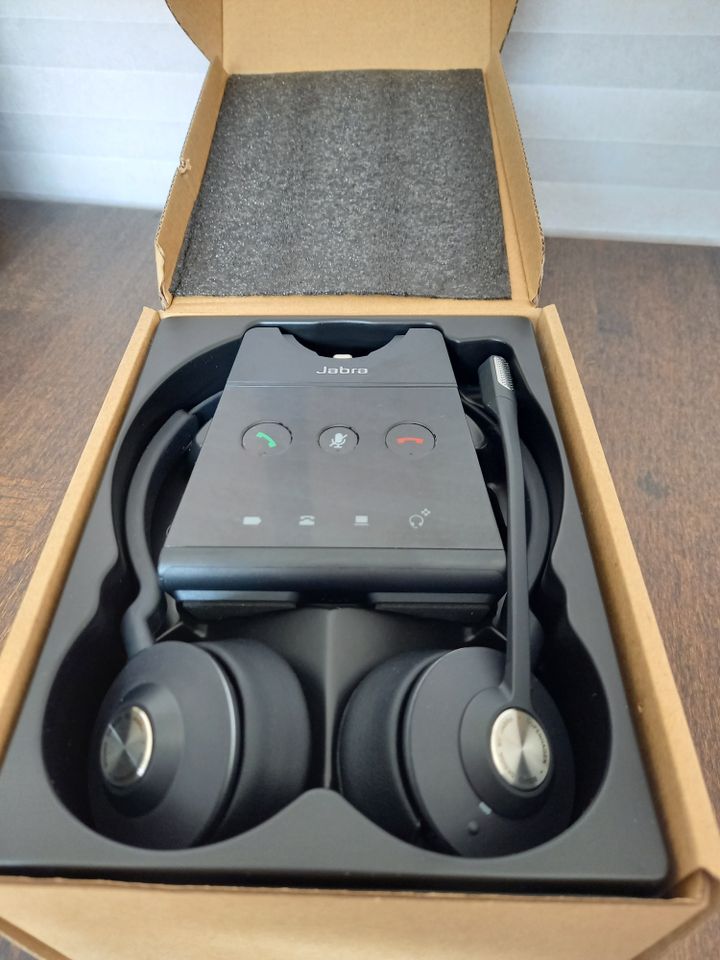 Jabra Engage 65 Stereo Headset + Basisstation in Stuttgart