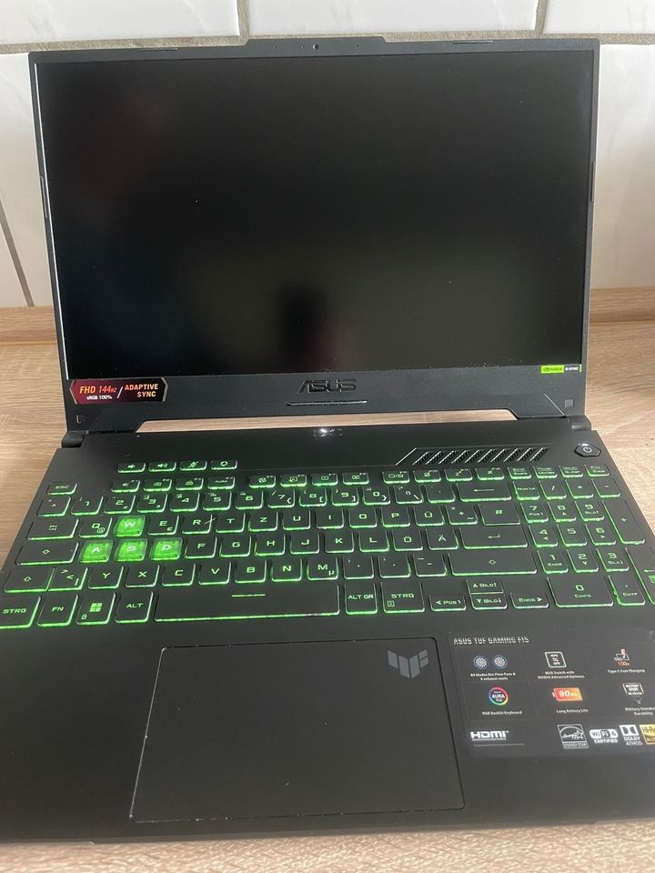 ASUS TUF Gaming F15 FX507ZU4-LP054 Windows 11 in Korbach