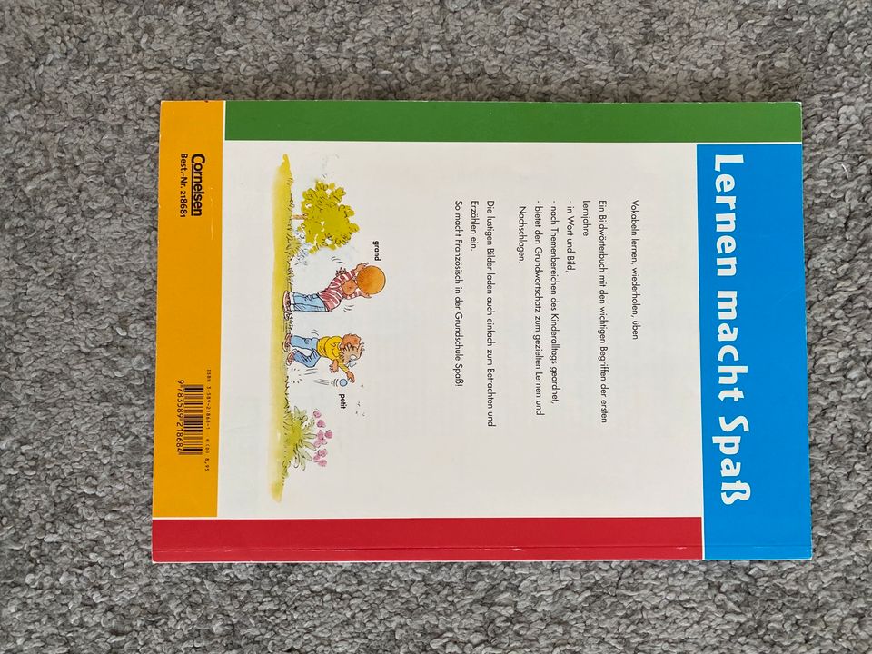 In der Grundschule 888 Wörter Französich Lernbuch Cornelsen in Lörrach