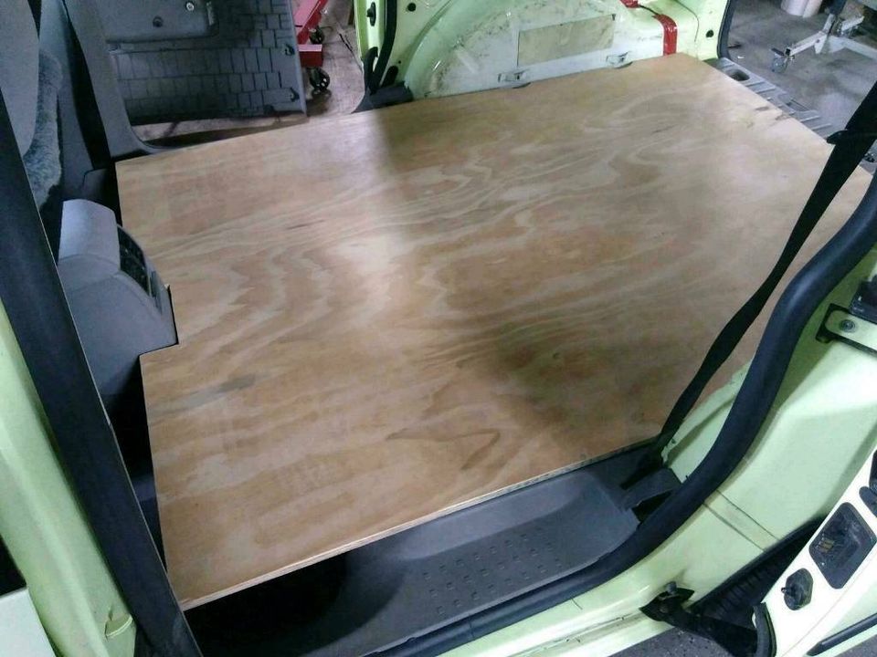 VW Caddy 2K Bodenplatte Holz Campingausbau Camper in Großensee