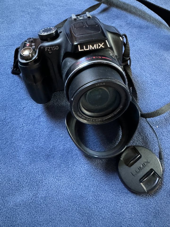 Panasonic LUMIX DMC-FZ150 Digitalkamera in München