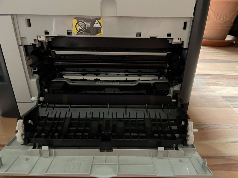 HP Color Laserjet CM1312nfi MFP, optisch TOP!, funktionstüchtig in Potsdam