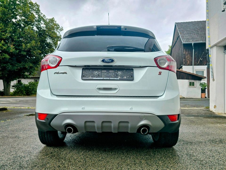 Ford Kuga Titanium2,0*4X4*TEILLEDER*PANAROMA*TOP in Coburg