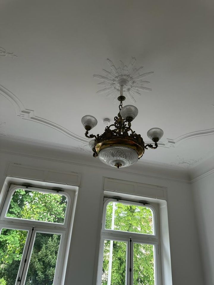 Antik Kronleuchter Bronze Deckenlampe in Düsseldorf