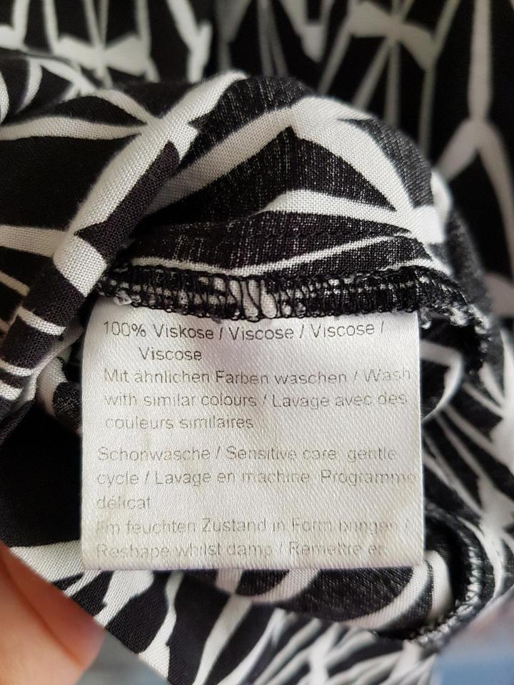 Perfekt für den Sommer  FOX's Kleid 100% Viskose schwarz/weiß in Düsseldorf