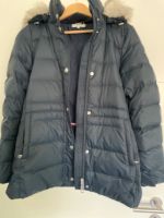 Tommy Hilfiger Daunen Jacke Gr. M top Zustand Niedersachsen - Dötlingen Vorschau