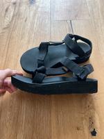 TEVA Sandalen 38 schwarz Bayern - Bad Feilnbach Vorschau