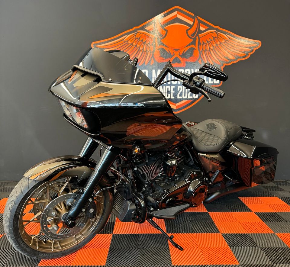 Harley Davidson Road Glide Special 114 Custom in Birkenfeld