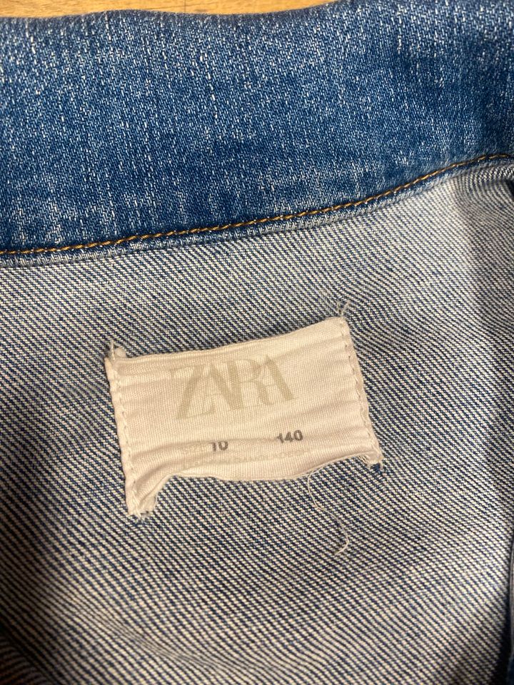 ZARA Denim - Jeansjacke - Gr 10 - Gr 140 in Lennestadt