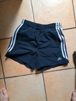 Adidas Sporthose Gr. 152 dunkelblau Schleswig-Holstein - Fockbek Vorschau