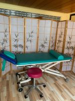 HWK Therapieliege / Massageliege mit Hocker Nordrhein-Westfalen - Soest Vorschau