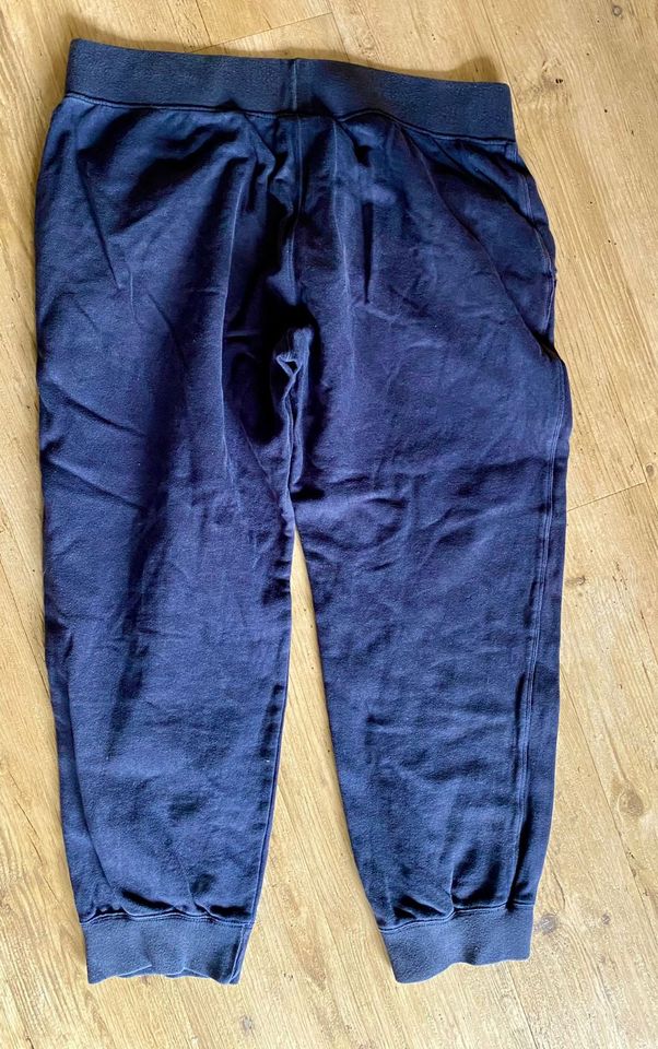 Champion Jogger 3/4 XL dunkel Joggingshose in Detmold