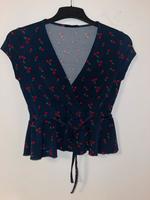Bluse mit Kirschen, Reserved, XS Nürnberg (Mittelfr) - Gebersdorf Vorschau