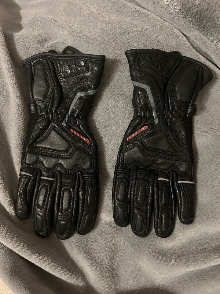 Motorrad (Leder) Handschuhe in Waren (Müritz)