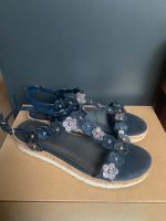 Sandalen blau neuwertig schick Glitzer Gr. 37  bequem CityLine Baden-Württemberg - Oberboihingen Vorschau