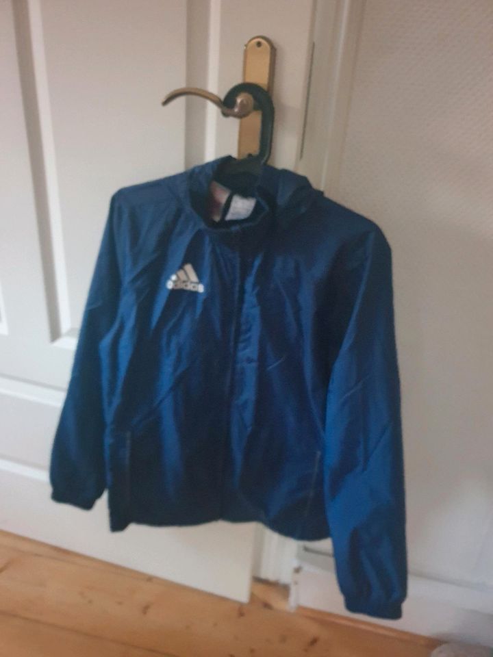 Original Adidas Kinder Jacke Übergangsjacke gr. 164 in Braunschweig