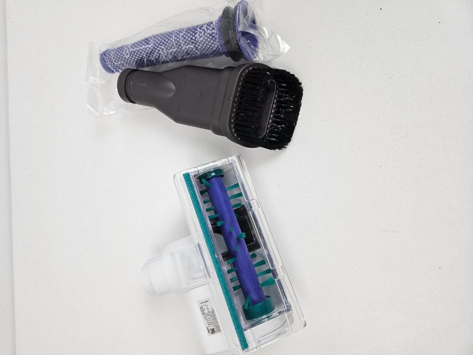 Dyson Handstaubsauger Zubehör Filter Matratzenbürste Aufsatzbürst in Schonungen