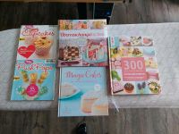 5 Backbücher als Set / Motivtorte/ fondant/ Muffin usw. Baden-Württemberg - Remshalden Vorschau