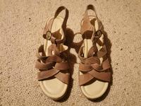 Janet D. Sandalen Leder mit Blockabsatz beige Gr.41 Niedersachsen - Buxtehude Vorschau